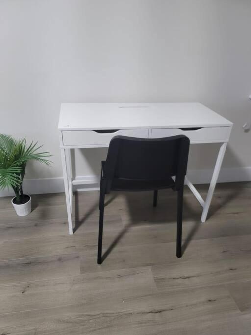 Docker Appartement Timberlea Buitenkant foto